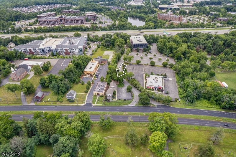 1711 Route 46 Property Photo 28