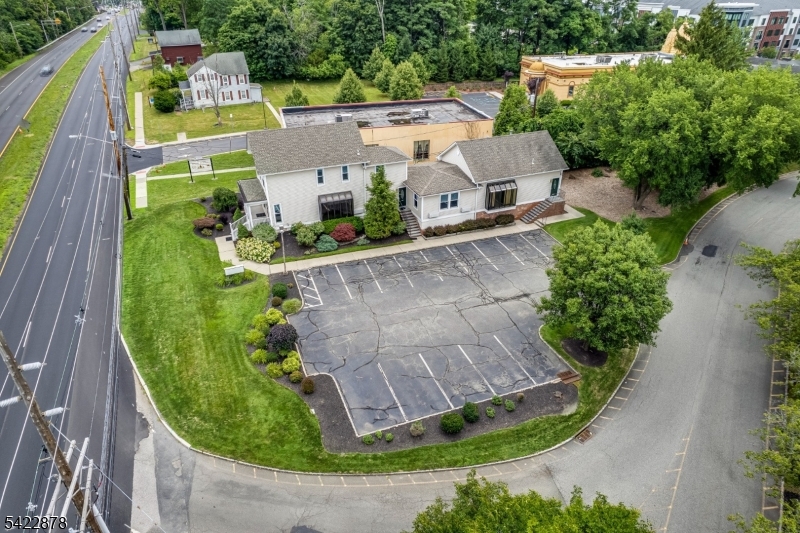 1711 Route 46 Property Photo 37