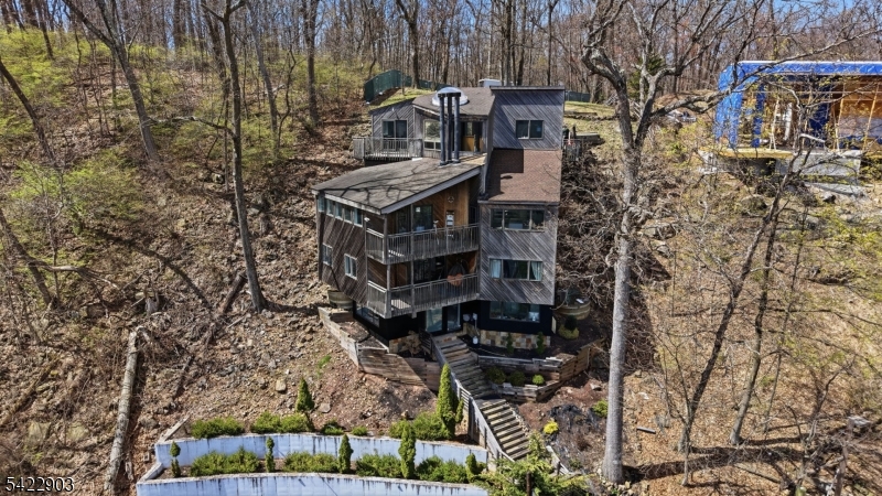 36 Mountainside Park Ter Property Photo 2
