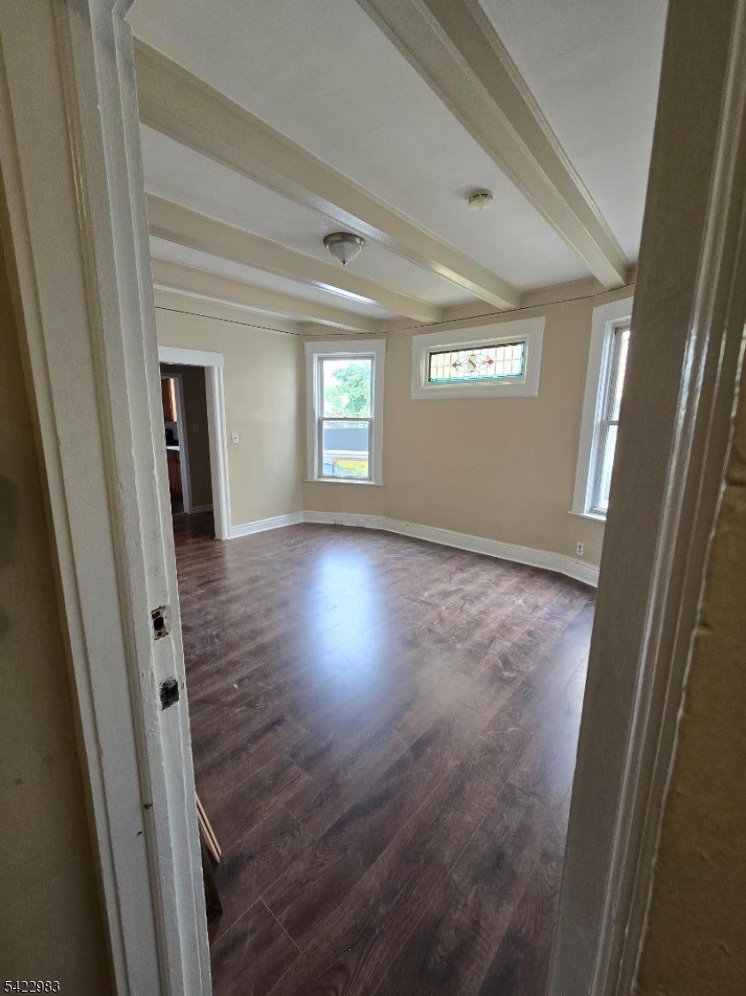 314 William St Property Photo 4
