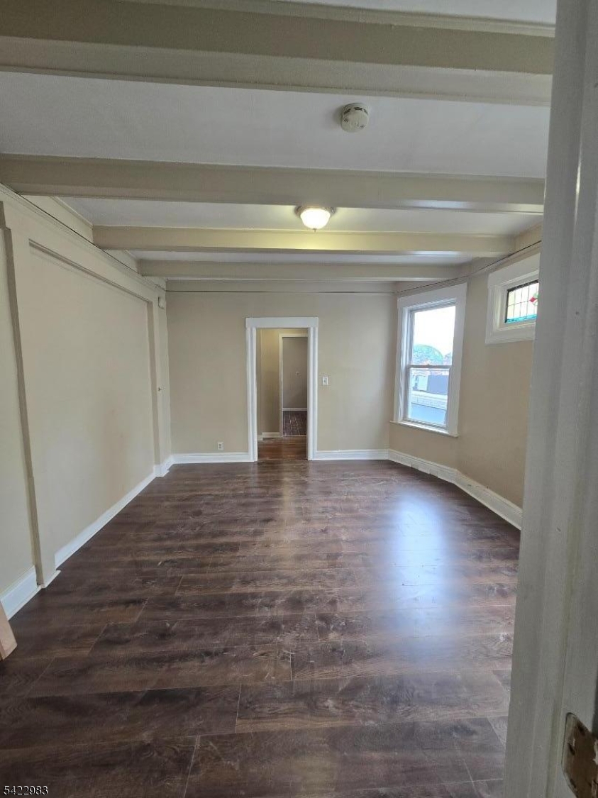 314 William St Property Photo 9