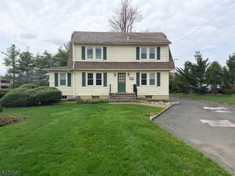 691 Route 202/206 Property Photo 3