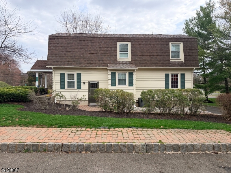 691 Route 202/206 Property Photo 6