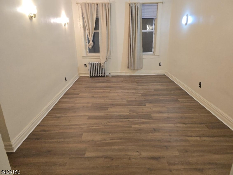 135 40th Property Photo 1