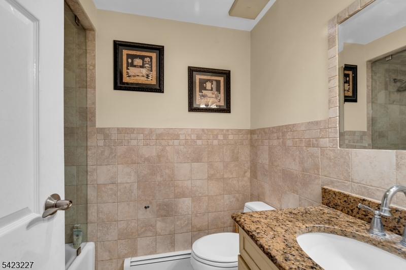 8 Cove Ln Property Photo 18