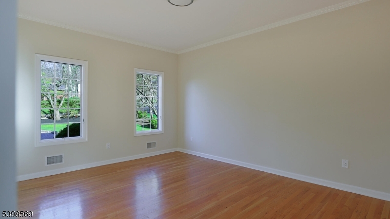 156 Washington Dr Property Photo 21