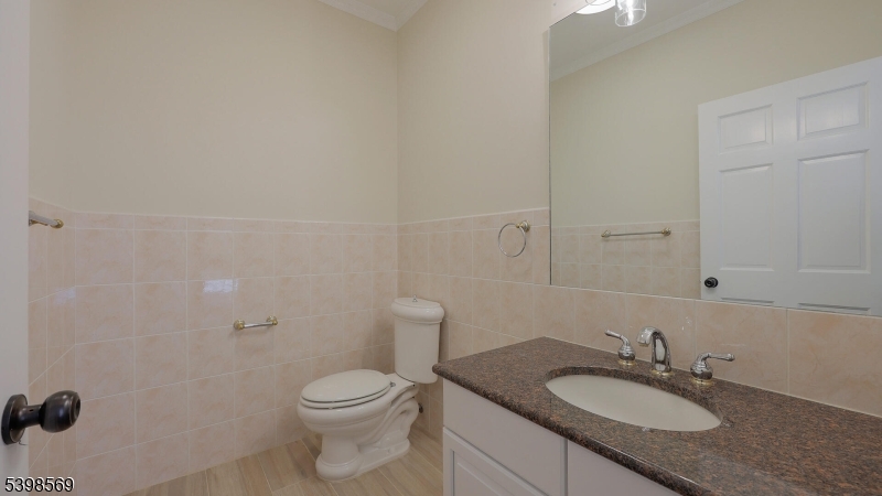 156 Washington Dr Property Photo 23