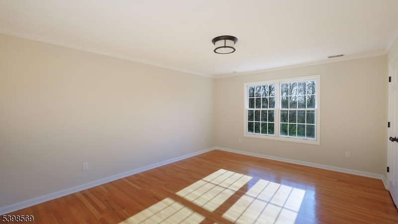 156 Washington Dr Property Photo 32