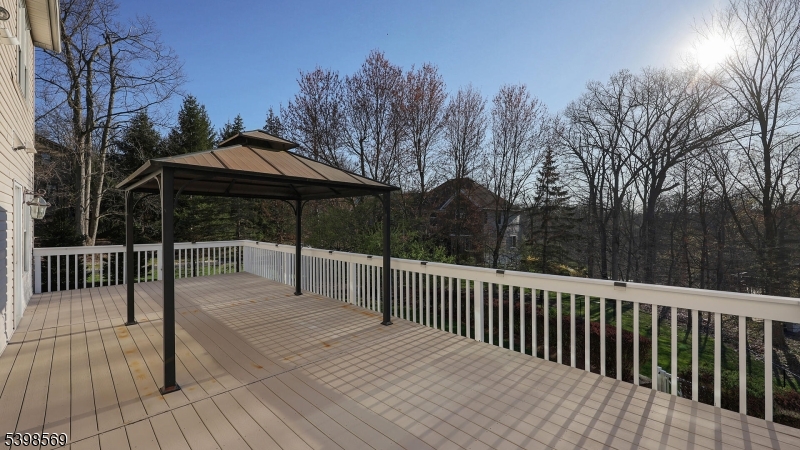 156 Washington Dr Property Photo 42