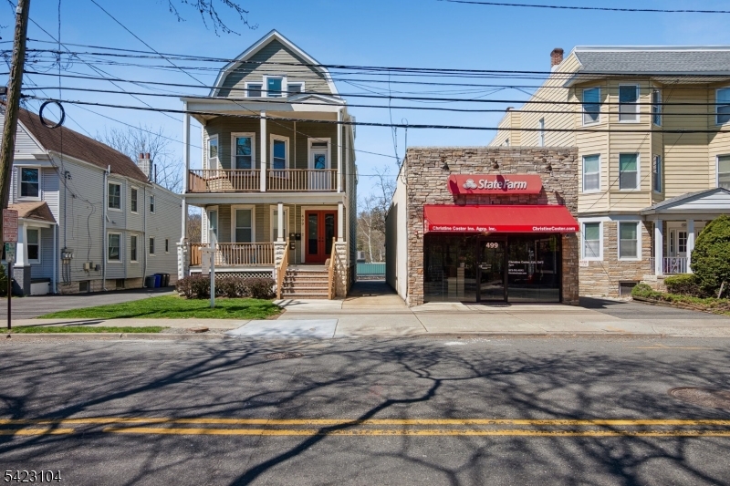 499 Valley St Property Photo 1