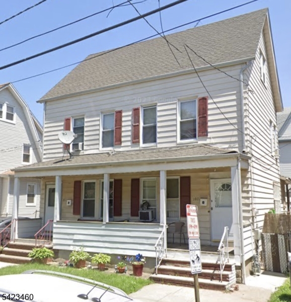 1071 Prospect St Property Photo 1