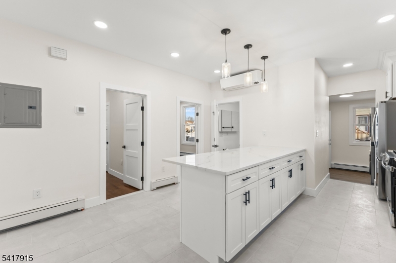 633 Lafayette Ave Property Photo 10