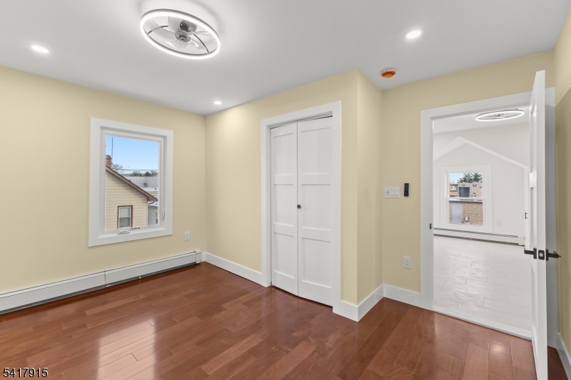 633 Lafayette Ave Property Photo 31