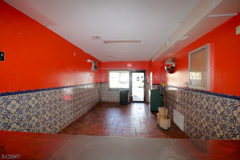 294 Park Ave Property Photo 3