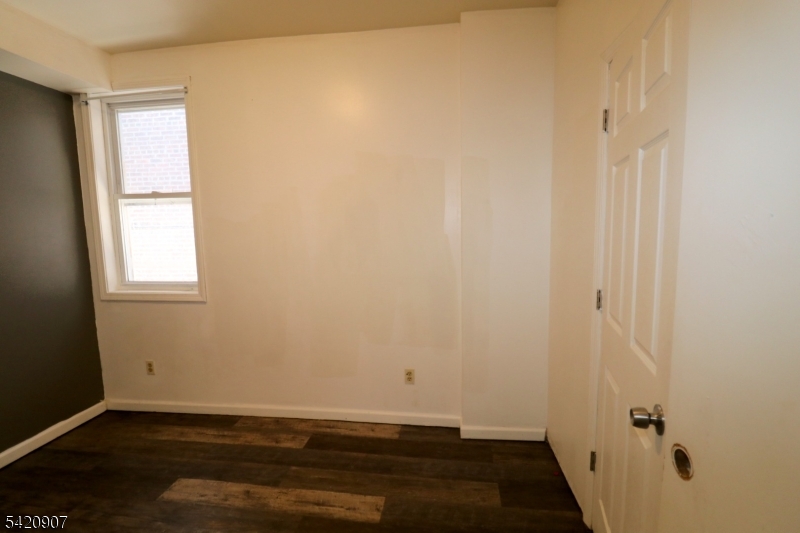 294 Park Ave Property Photo 9
