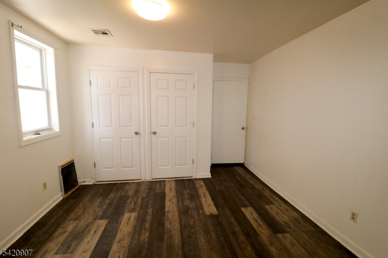 294 Park Ave Property Photo 10