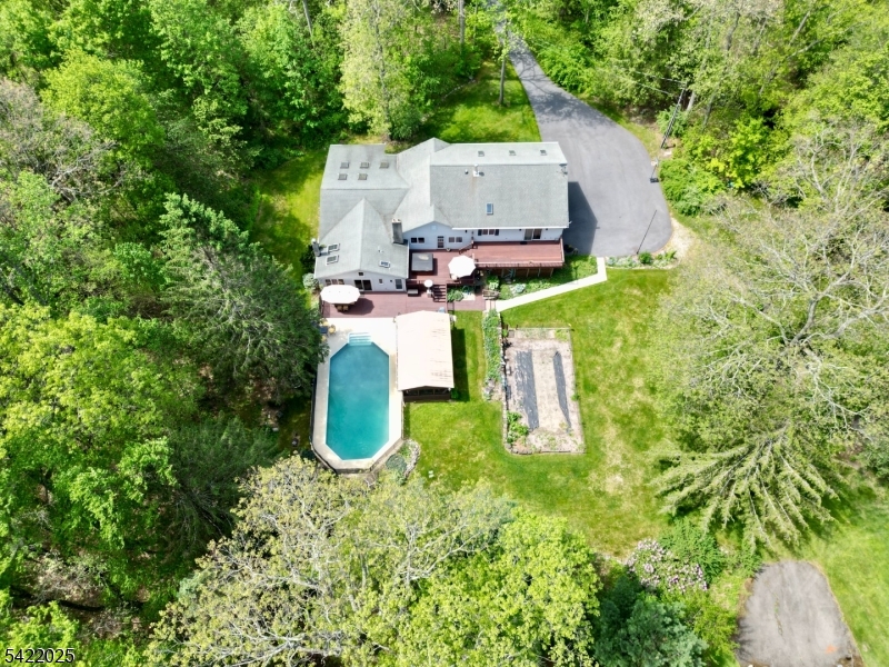 202 Millbrook Rd Property Photo 3