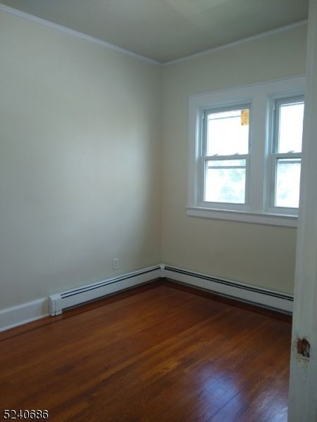 326 Field Pl 2l Property Photo 17