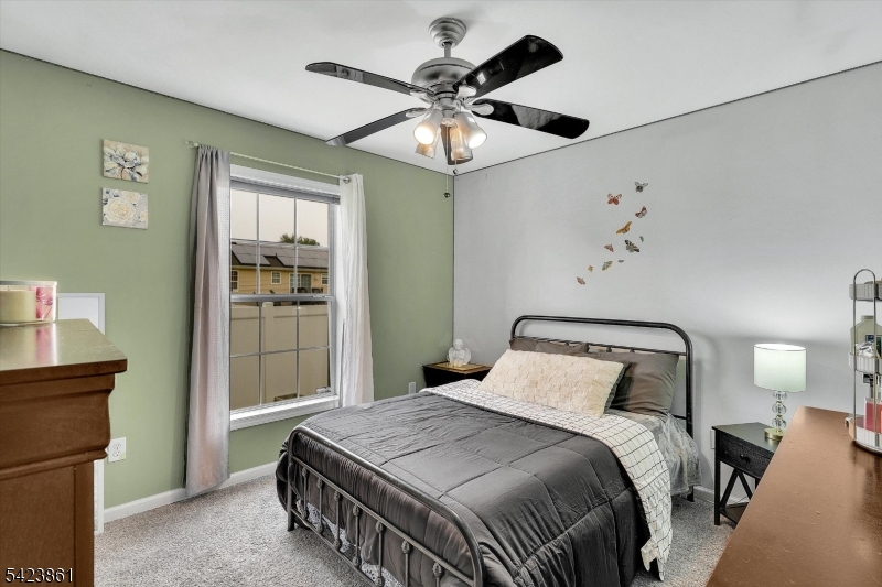 111 N Laurel St Property Photo 24