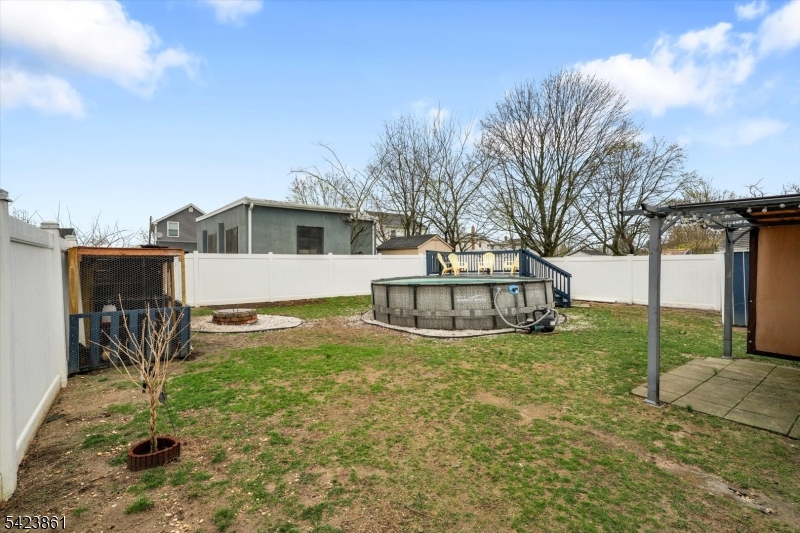 111 N Laurel St Property Photo 34