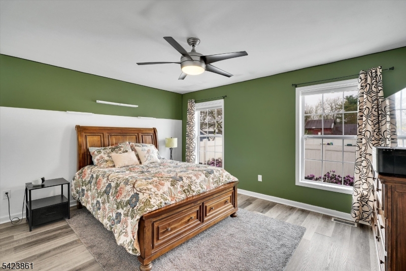 111 N Laurel St Property Photo 35