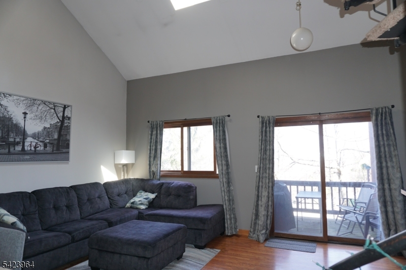 4 Greg Norman Ct 4 Property Photo 5