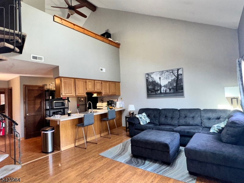4 Greg Norman Ct 4 Property Photo 6