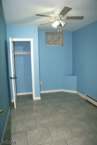 233 Straight St 2 Property Photo 6