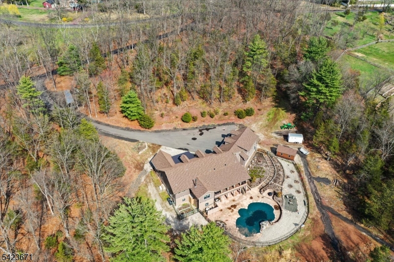 235 Longview Road Property Photo 6