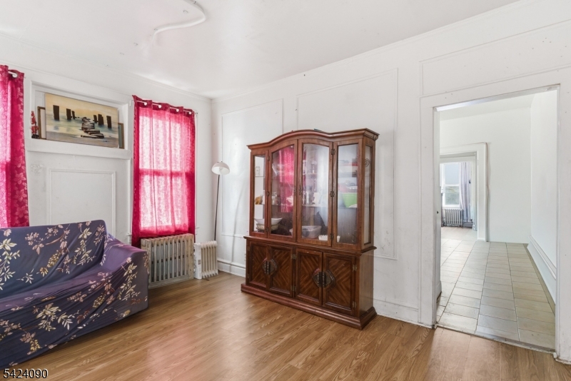 316 Ellery Ave Property Photo 5