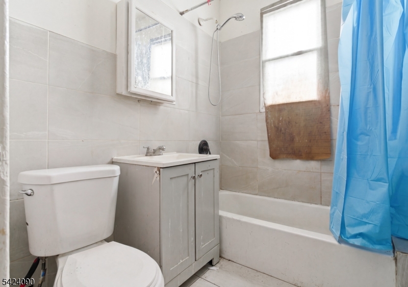 316 Ellery Ave Property Photo 12