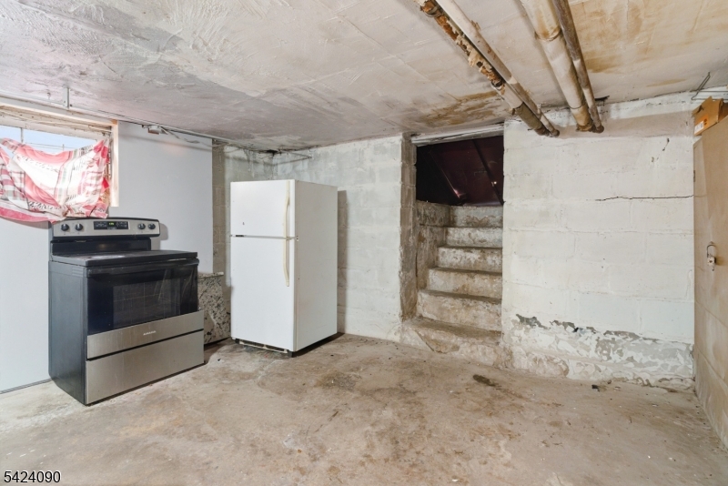 316 Ellery Ave Property Photo 30