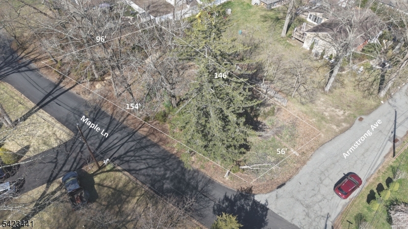 Armstrong Ave Property Photo 4
