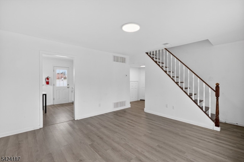 22 Farrell Ave Property Photo 8