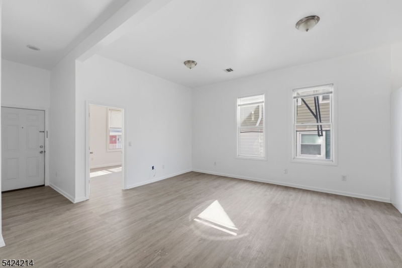 7 Prospect Ter Property Photo 4