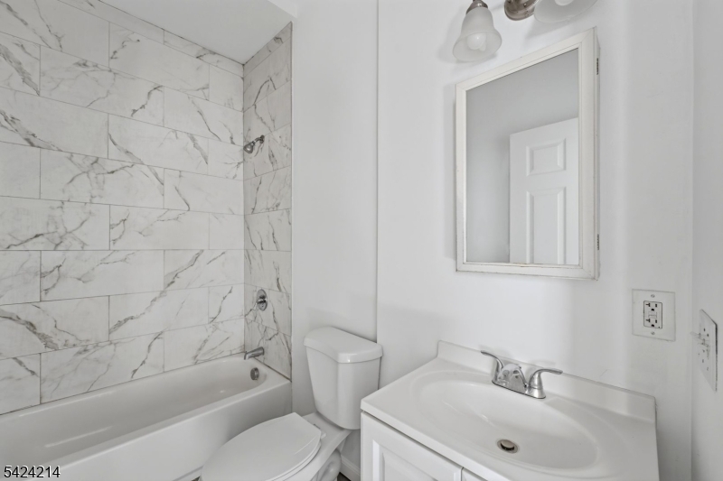 7 Prospect Ter Property Photo 6