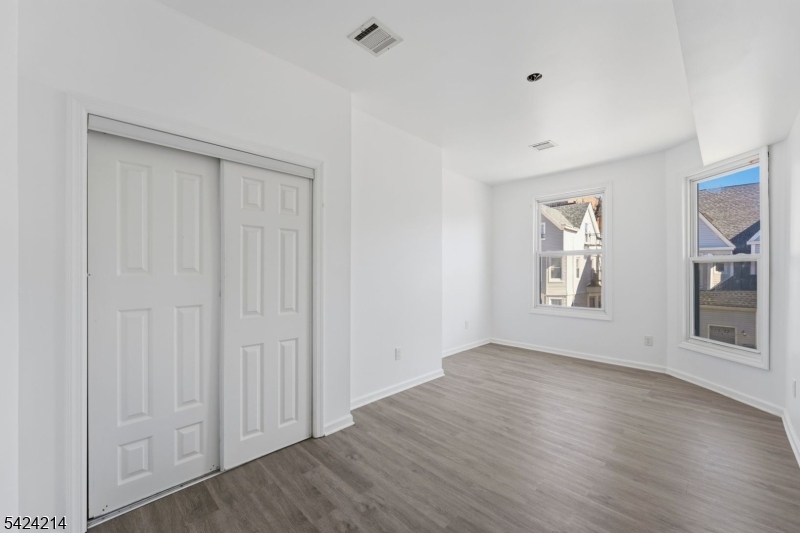 7 Prospect Ter Property Photo 17