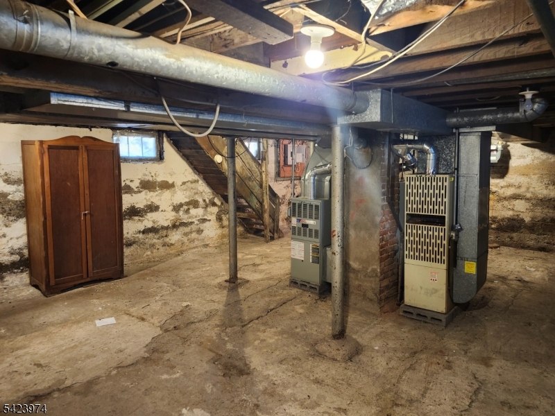 5 Locust St Property Photo 8