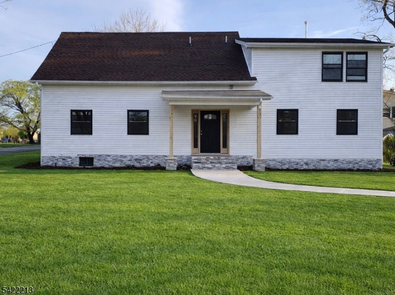 77 Greenbrook Rd Property Photo 2