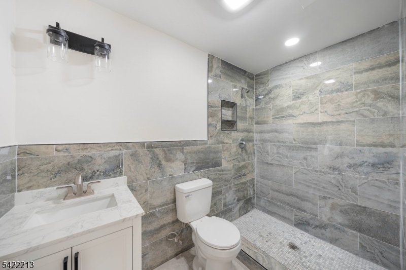 77 Greenbrook Rd Property Photo 20