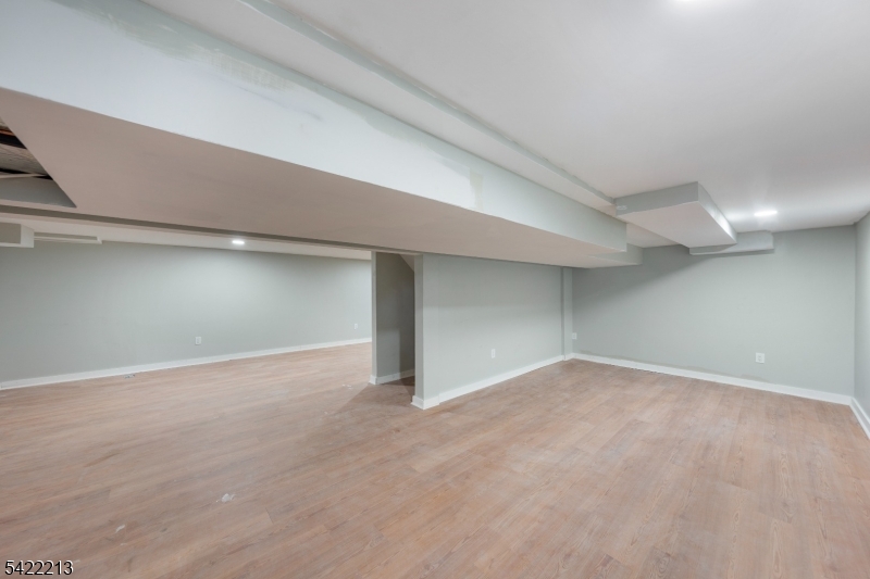 77 Greenbrook Rd Property Photo 24