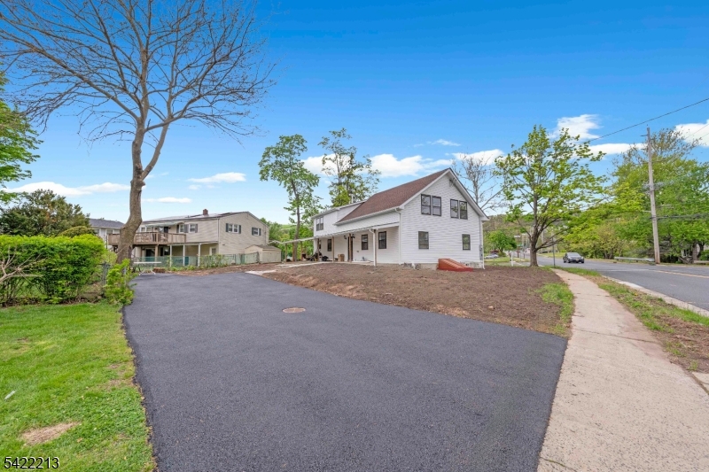 77 Greenbrook Rd Property Photo 27