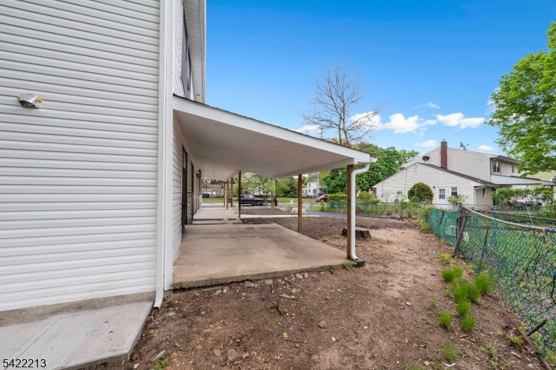 77 Greenbrook Rd Property Photo 31