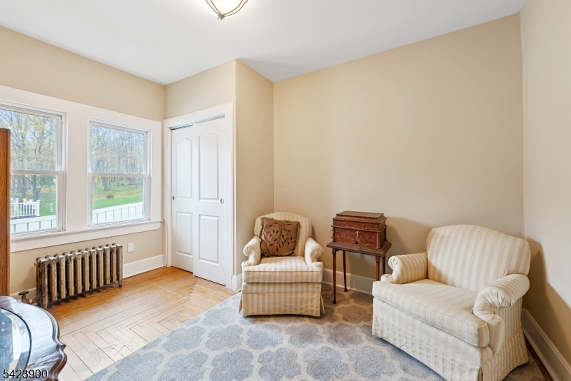 9 Bissell St Property Photo 9