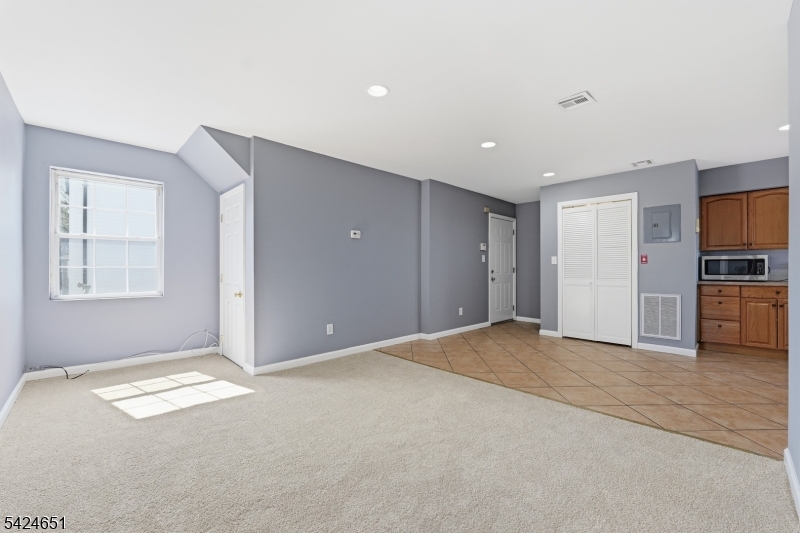 459 Fulton St Property Photo 3