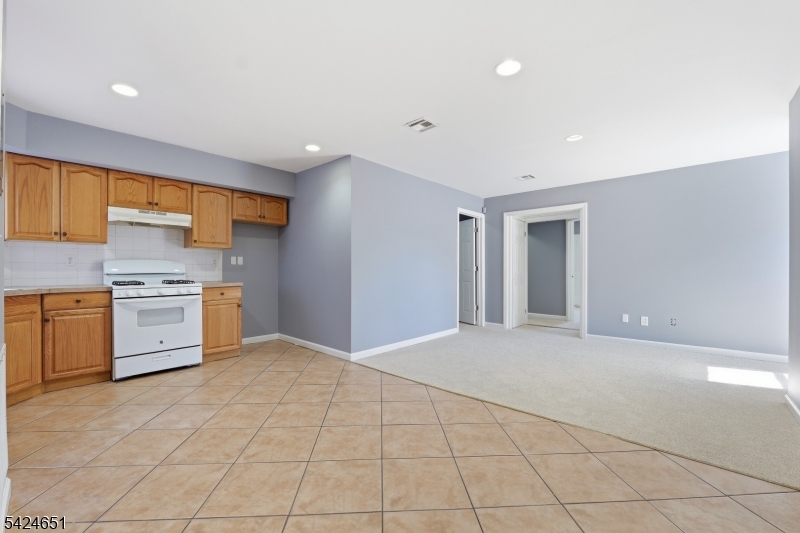 459 Fulton St Property Photo 13