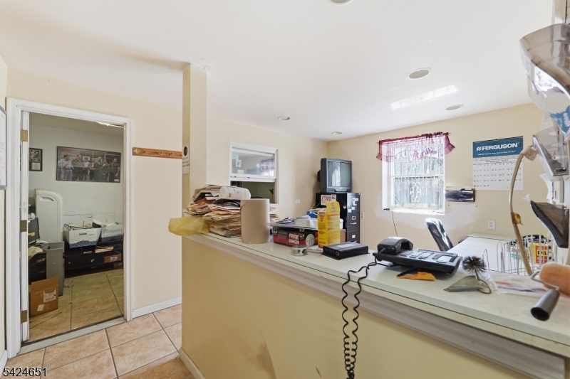 459 Fulton St Property Photo 17