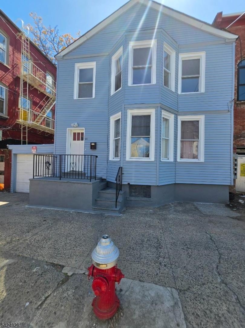 91 Belmont Ave 2 Property Photo 1