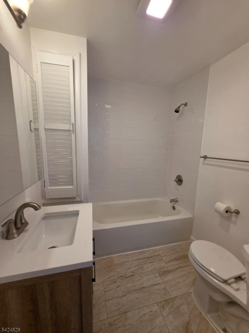 91 Belmont Ave 2 Property Photo 18