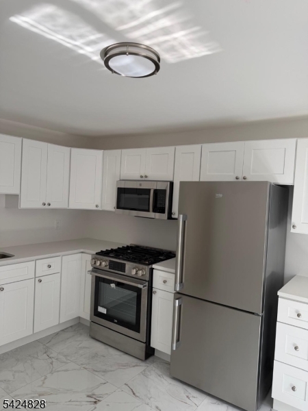 91 Belmont Ave 2 Property Photo 24